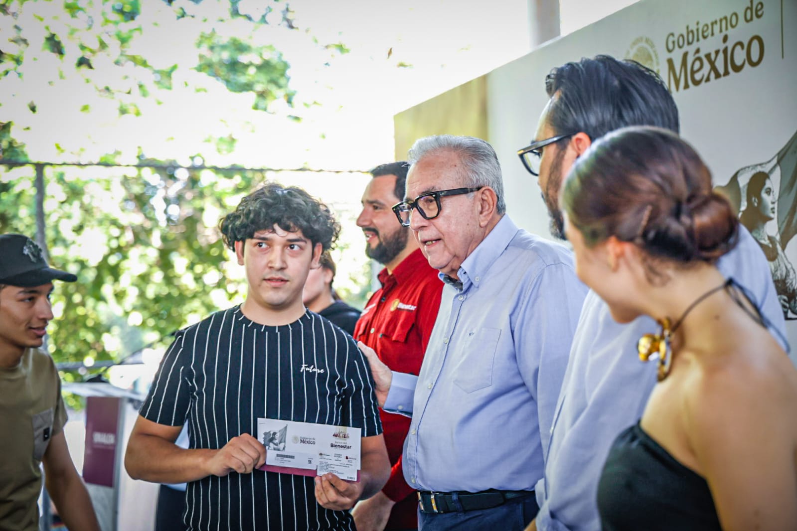 entrega de tarjetas jovenes construyendo el futuro en culiacan sin