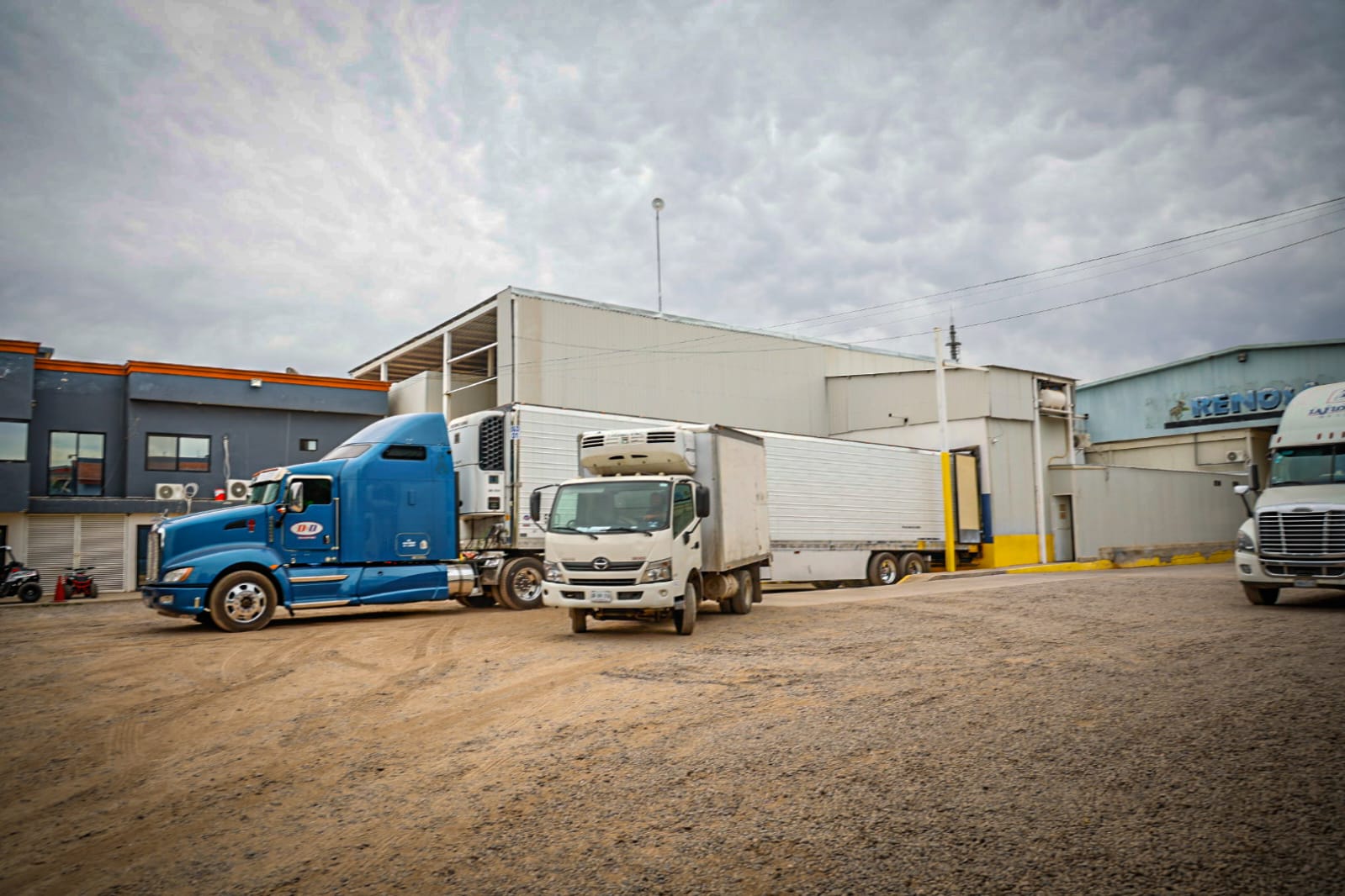 Entregan apoyo de programa Impulso NAFIN a empresa Carnes A&L en Culiacán