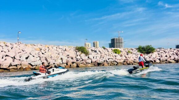 Salvavidas de Mazatlán, Sinaloa, atienden cuatro emergencias acuáticas este domingo 16 de noviembre