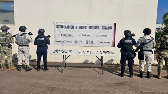 Nuevo esculque en el Penal de Aguaruto, Culiacán; decomisan cuchillos, celulares y martillos