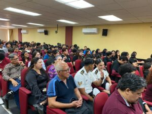 Rinden tributo a Élmer Mendoza en arranque de la Feria del Libro UAdeO Mazatlán 2025