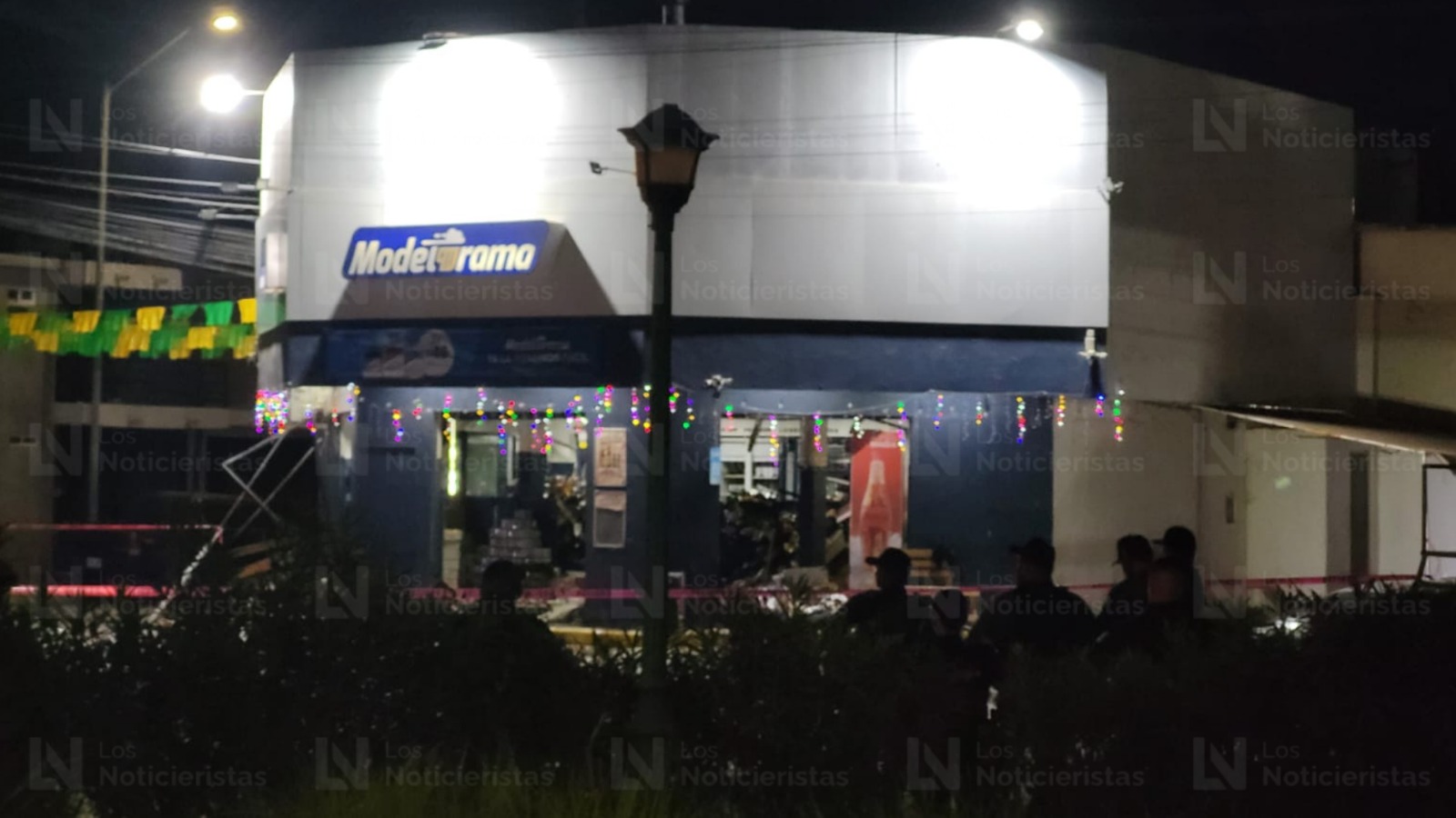 Explosión en expendio de cerveza en Mazatlán