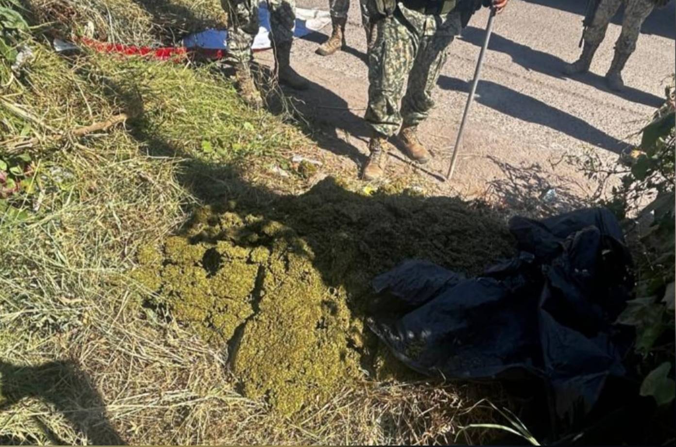 explosivos y droga decomisados