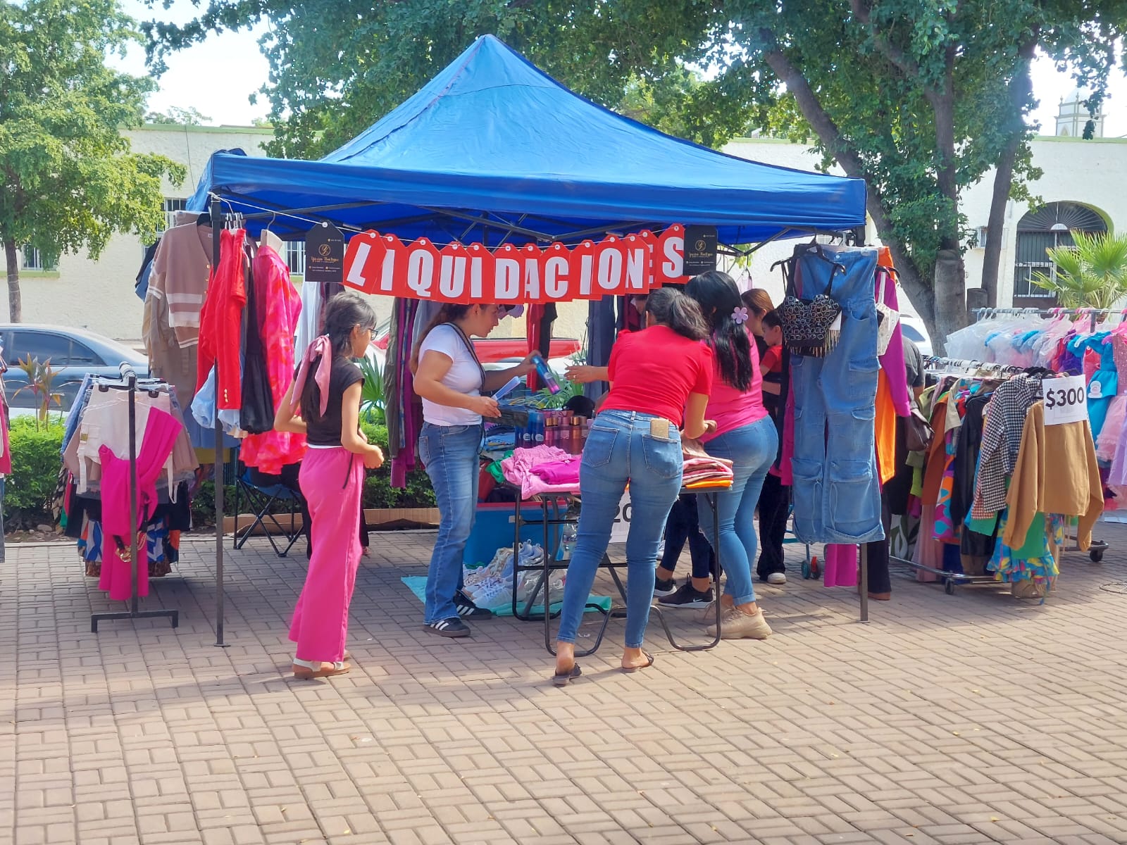 Festival de las Liquidaciones en Guamúchil, Sinaloa