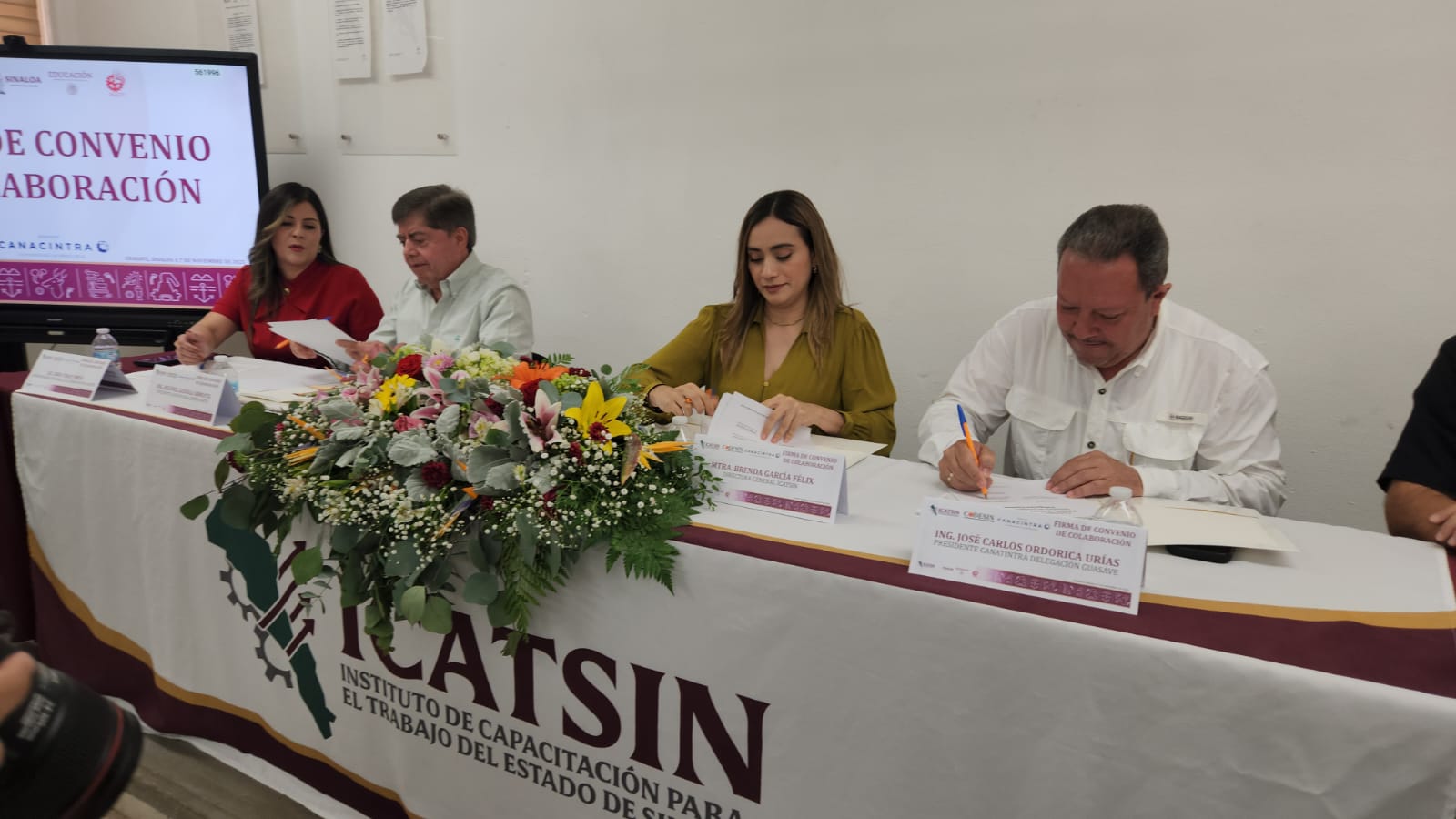 Icatsin, Codesin Y Canacintra Guasave firman convenio
