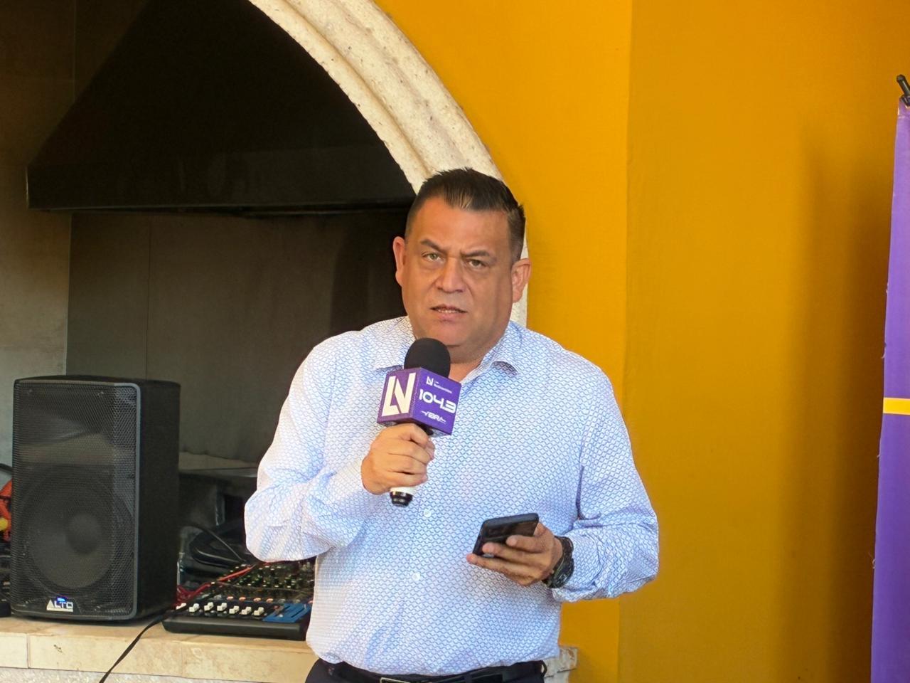 gerente comercial de Vibra radio Los Mochis Ernesto Gaxiola