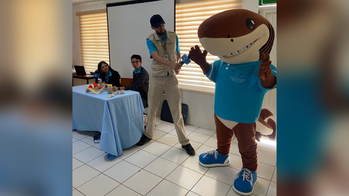 El Gran Acuario Mazatlán lleva el programa ‘El Océano va a tu escuela’