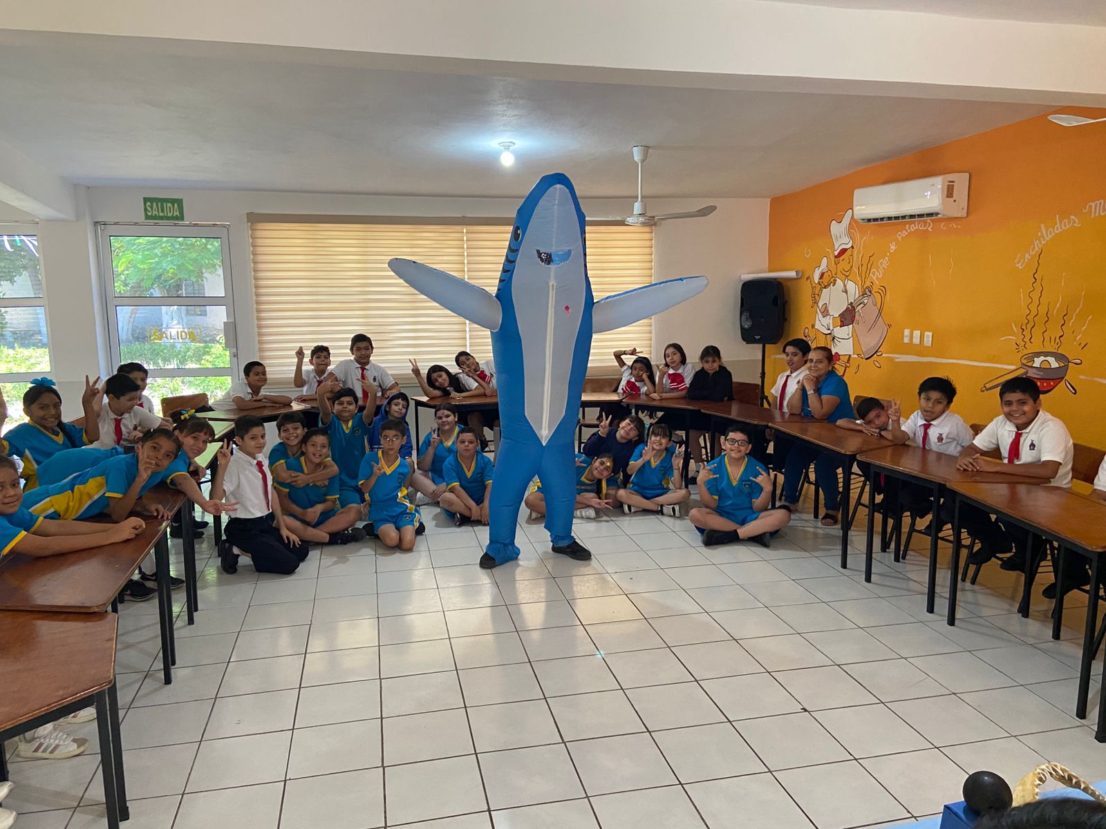 El Gran Acuario Mazatlán lleva el programa ‘El Océano va a tu escuela’