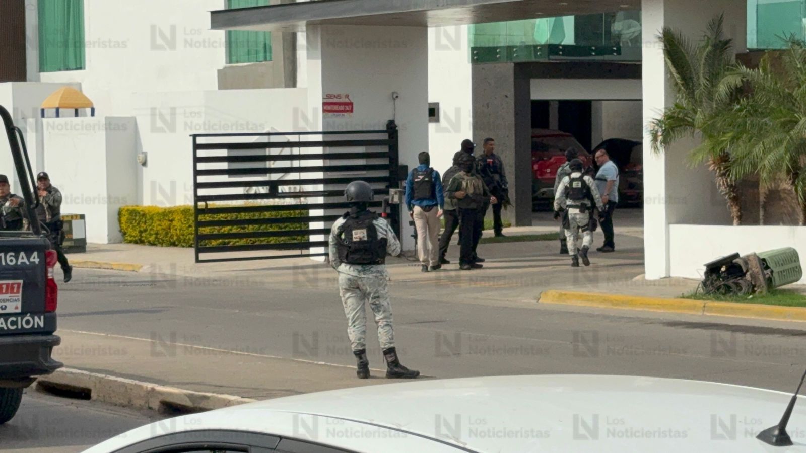 Operativo sobre el bulevar Toscana en las inmediaciones de Stanza Toscana y Valle Alto, Culiacán.