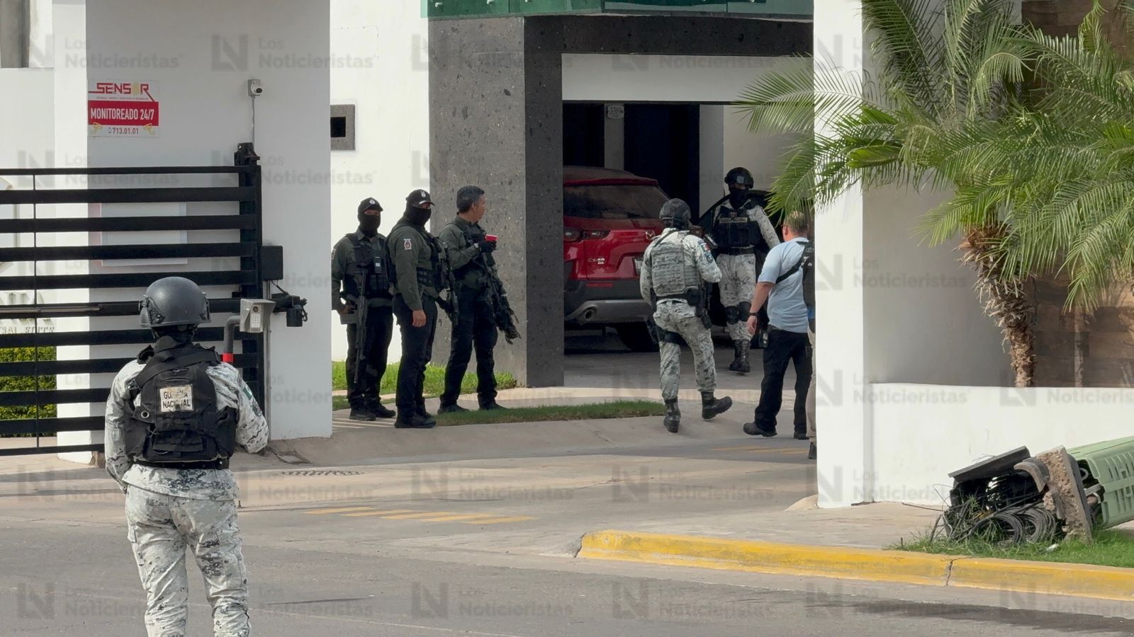Operativo sobre el bulevar Toscana en las inmediaciones de Stanza Toscana y Valle Alto, Culiacán.