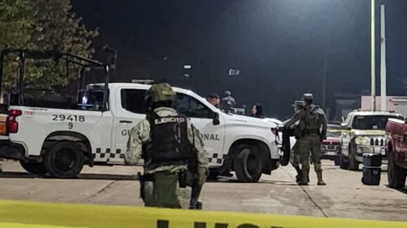 Lo asesinan a balazos mientras se tomaba unas cervezas en el fraccionamiento San Fermín de Culiacán, Sinaloa