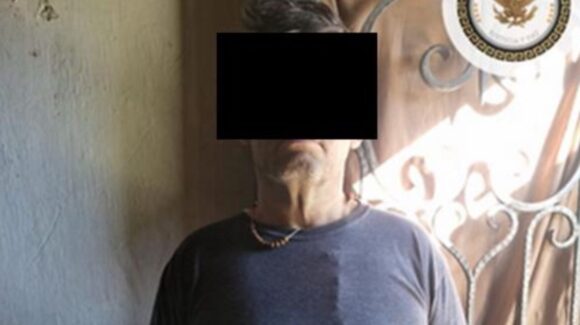 Detiene a un hombre con un arma réplica y dos vehículos robados, en Tierra Blanca, Culiacán, Sinaloa