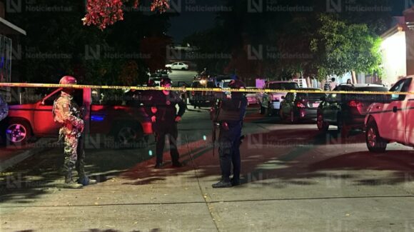 Ejecutan a balazos a un hombre frente a un domicilio de la colonia Rafael Buelna, en Culiacán, Sinaloa