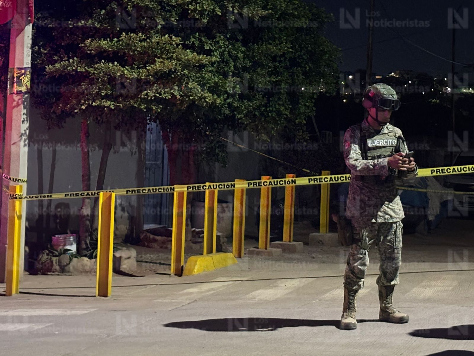 Ejército localiza a un hombre ejecutado dentro de un abarrote en la Progreso, Culiacán, Sin.