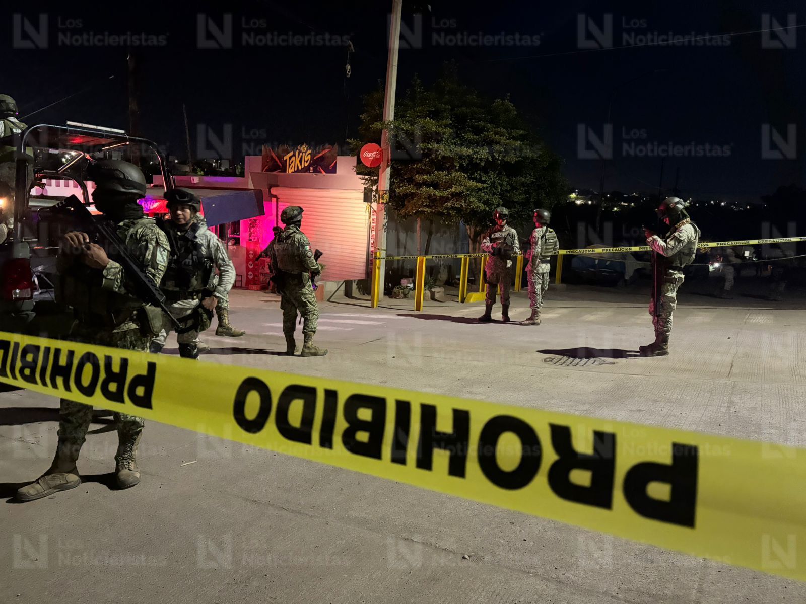 Ejército localiza a un hombre ejecutado dentro de un abarrote en la Progreso, Culiacán, Sin.