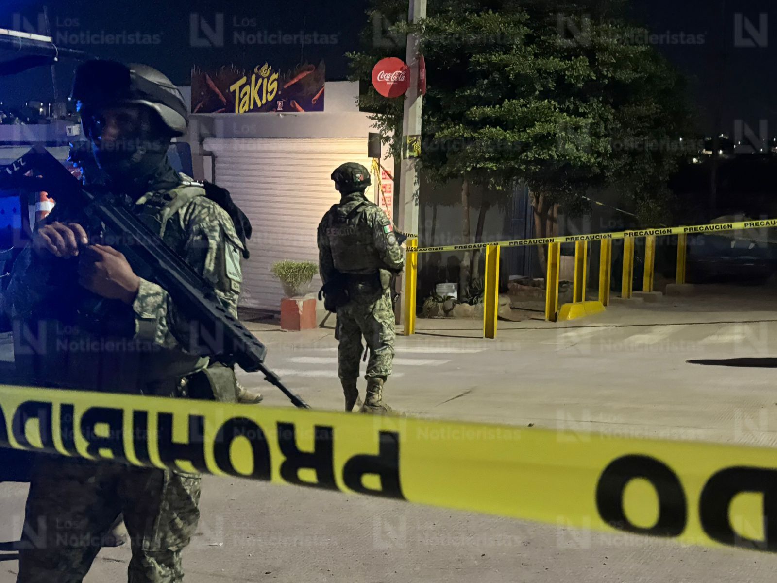 Ejército localiza a un hombre ejecutado dentro de un abarrote en la Progreso, Culiacán, Sin.
