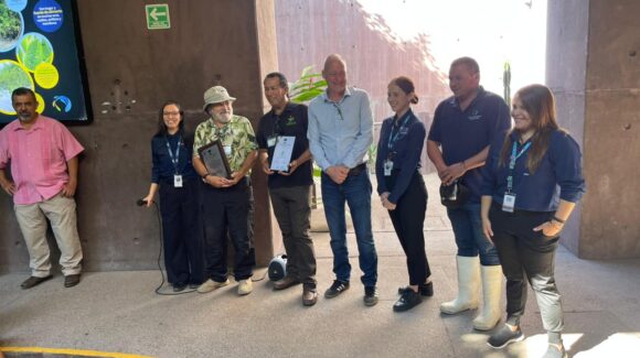 Gran Acuario Mazatlán, Sinaloa, rinde homenaje a dos referentes de la conservación del mangle