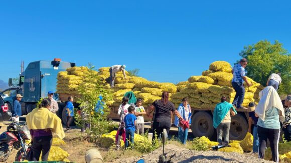 Llega entrega solidaria a Hornillos, El Fuerte, a San Pedro y comunidades vecinas en el norte de Sinaloa