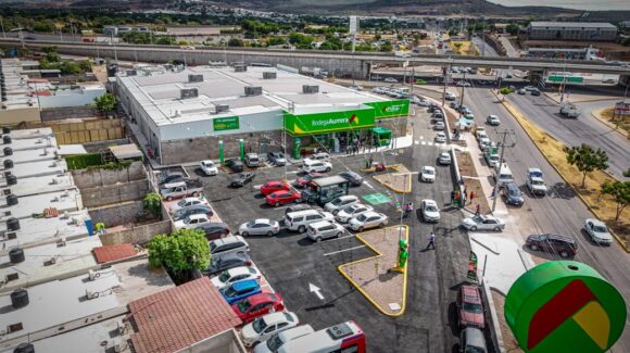 Rocha Moya y Gámez Mendívil encabezan inauguración de Bodega Aurrera Villa Bonita, en Culiacán