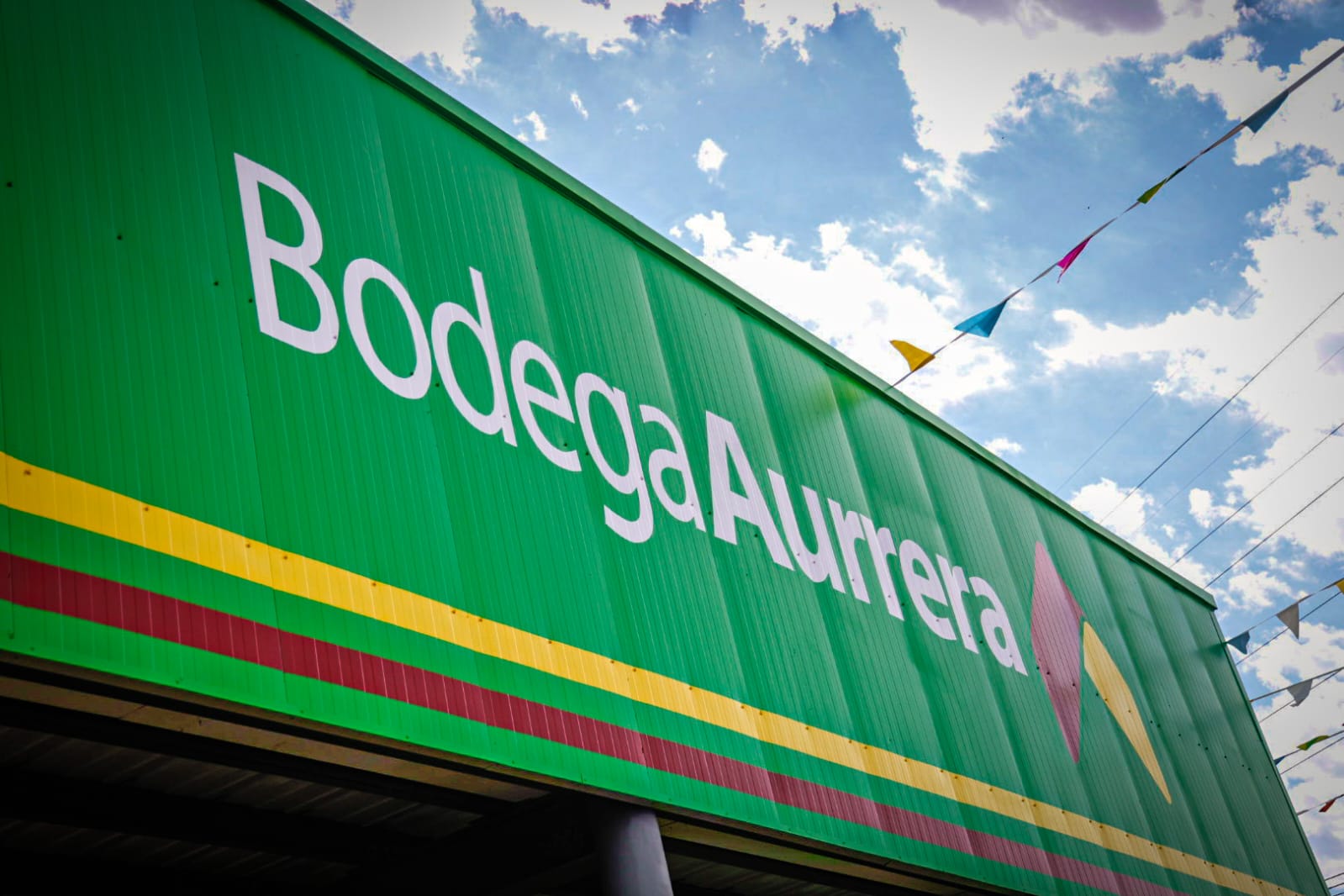 Inauguración de Bodega Aurrera Villa Bonita, en Culiacán