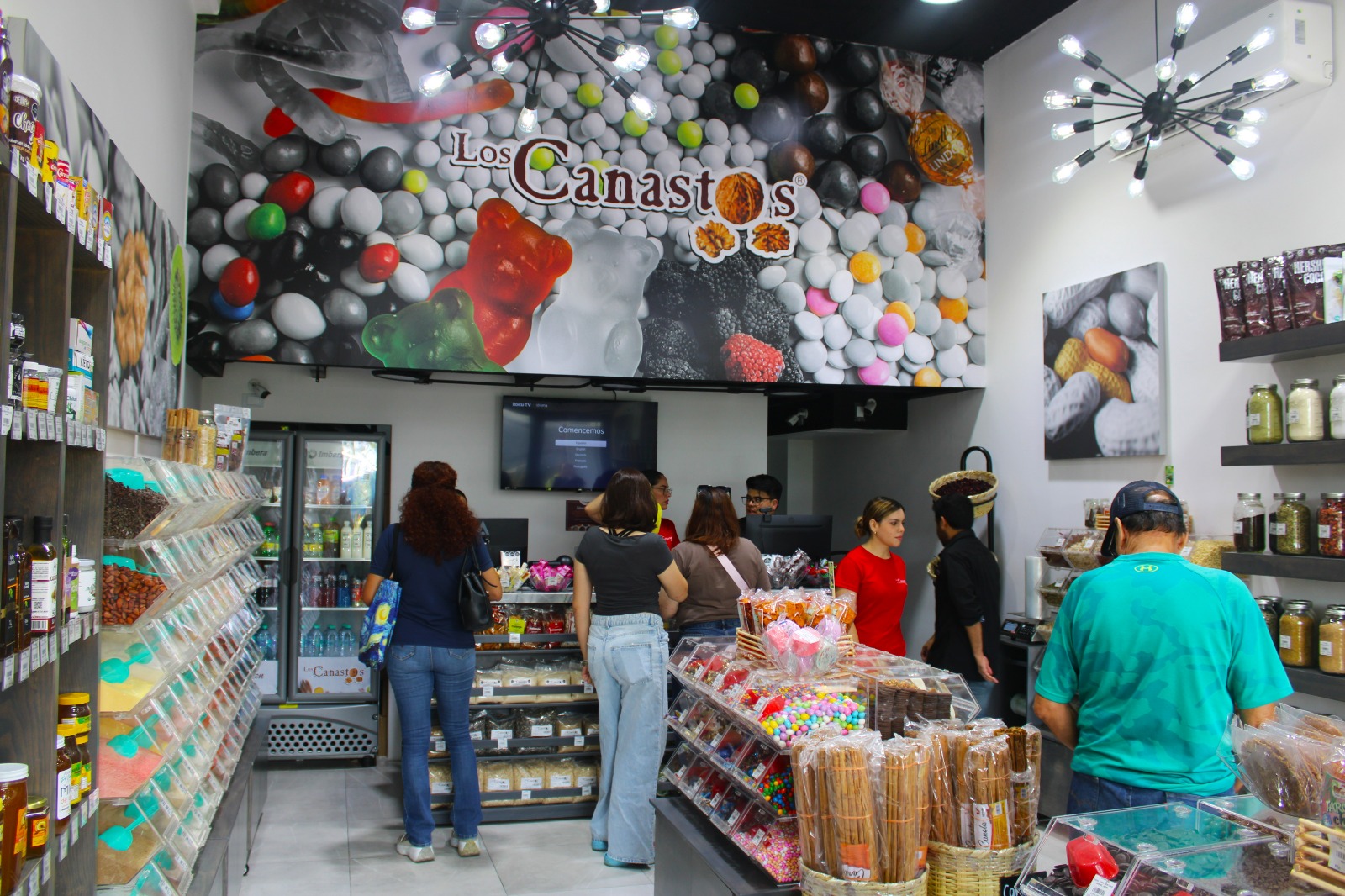 Inauguración de sucursal de Los Canastos en Plaza Cabo Carena, en Mazatlán
