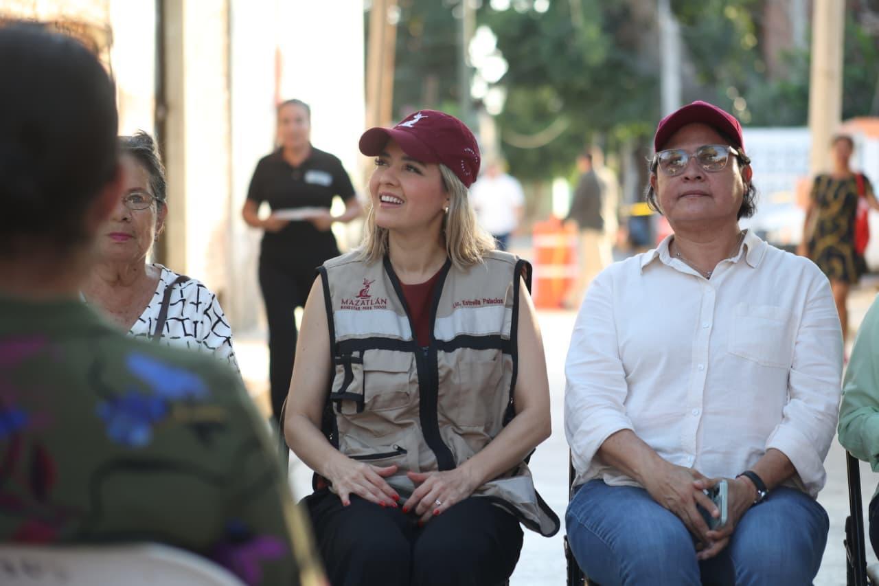 Entregan pavimentación de calle en la colonia Casas Económicas, en Mazatlán