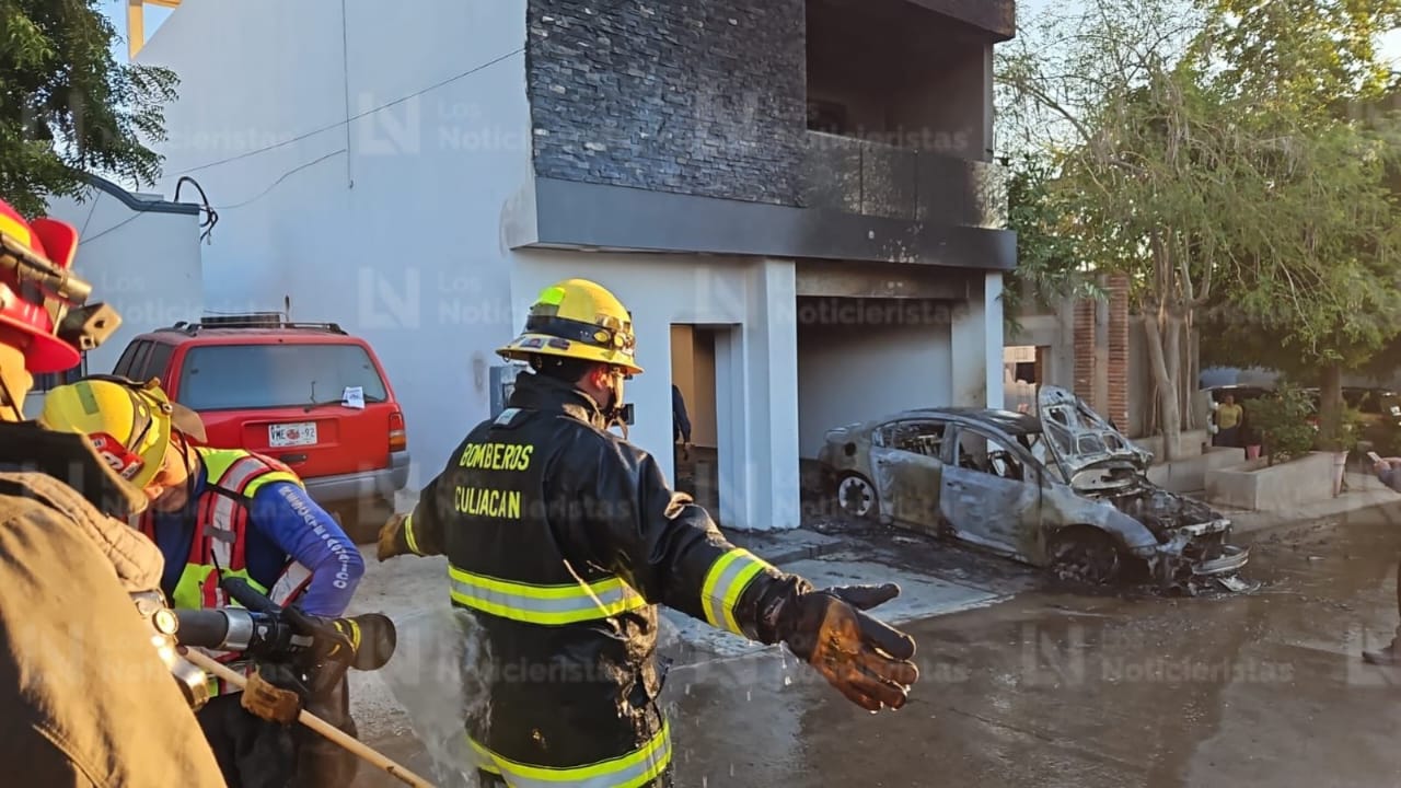 incendian casa en el sector santa fe de culiacan (1)