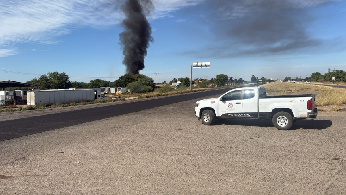 incendio de dos camiones de pasajeros