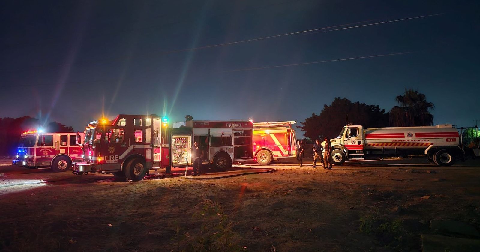 incendio en bodegas de refrigeracion en la jaripillo de mazatlan bombero