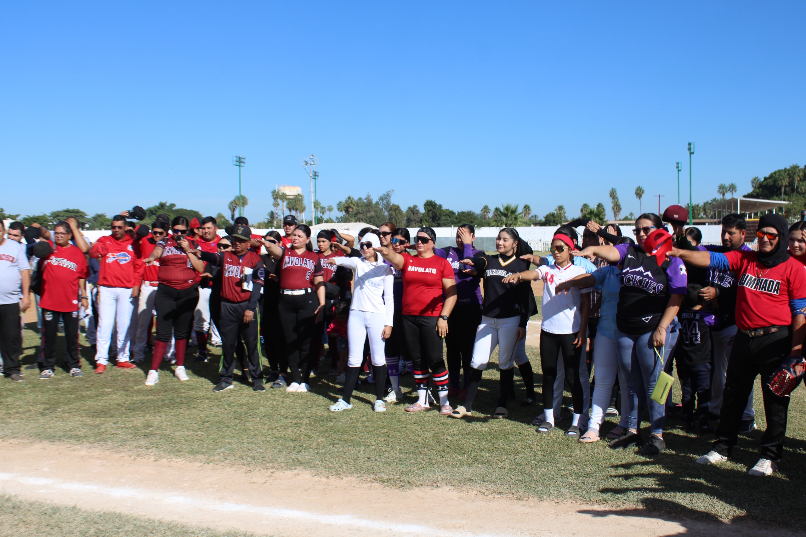 Inicia el torneo de softbol Copa Jorge Rosario Bojórquez Berrelleza, en Navolato