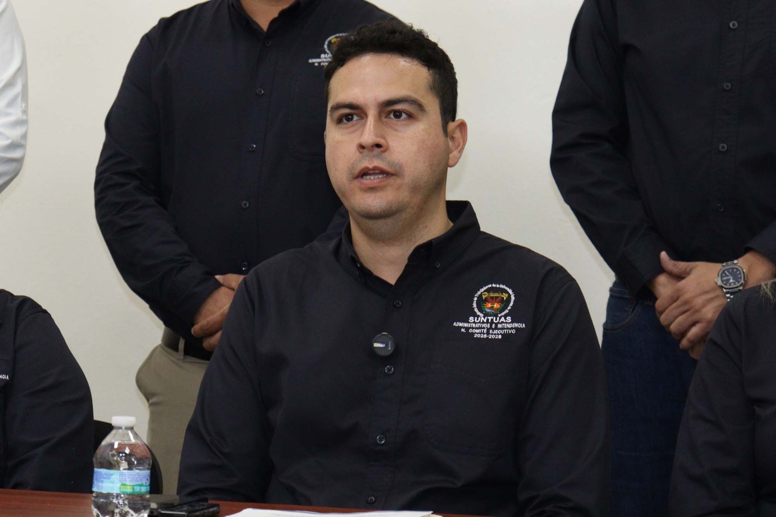 isfa bernabe leal salazar secretario general de la sección administrativos e intendencia