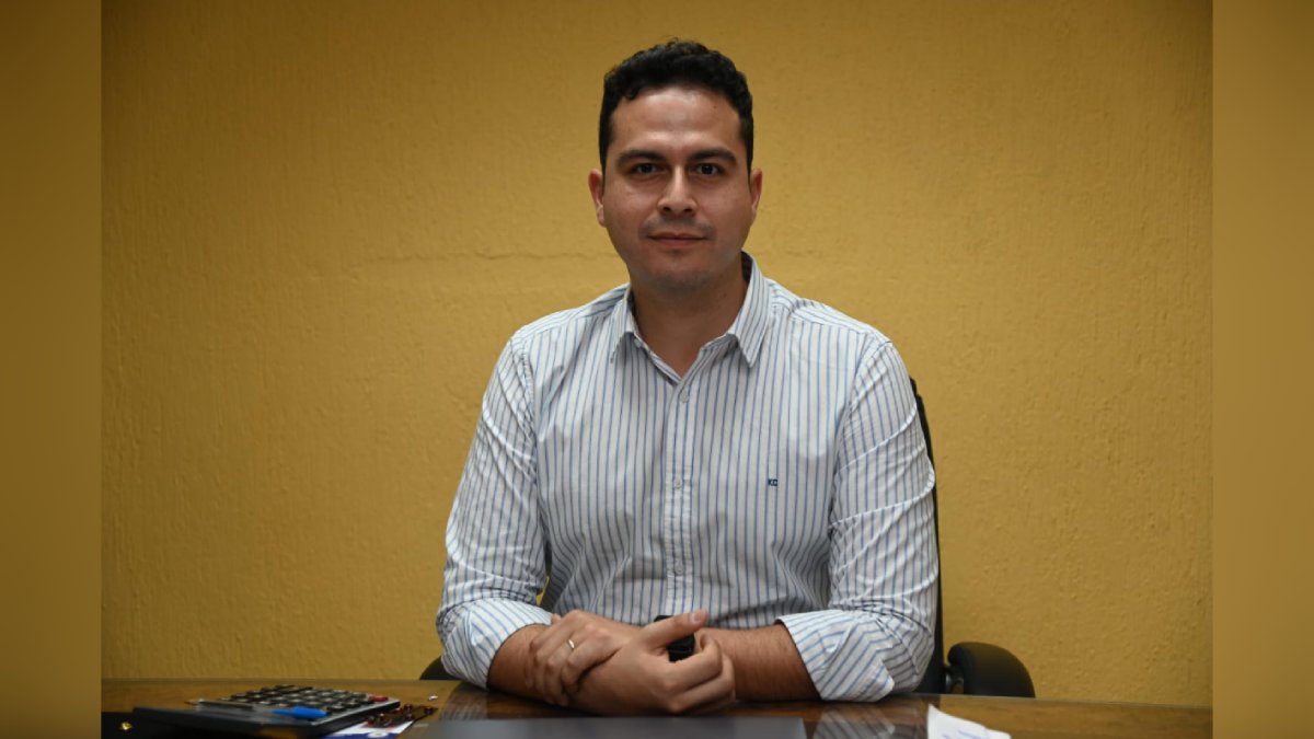 Isfa Bernabé Leal Salazar
