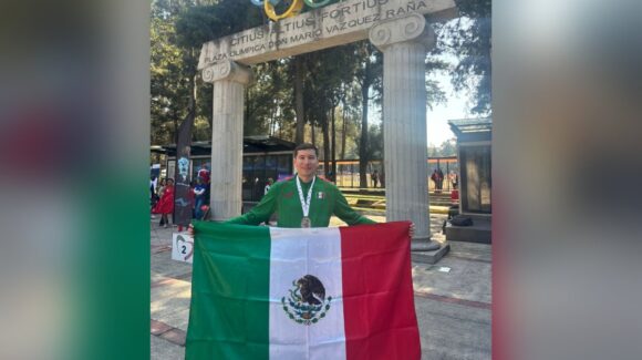 El sinaloense Javier Armenta gana plata en el Campeonato Centroamericano de Atletismo 2025
