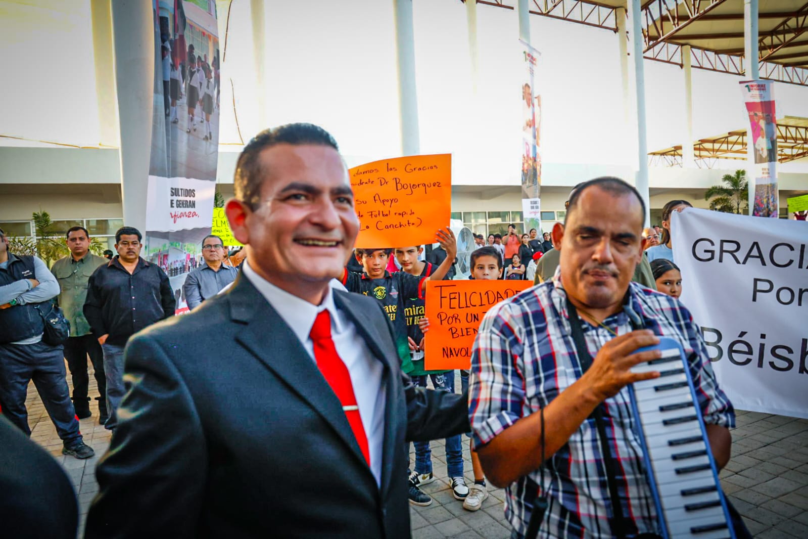 Jorge Bojórquez rinde su primer informe al frente del Ayuntamiento de Navolato