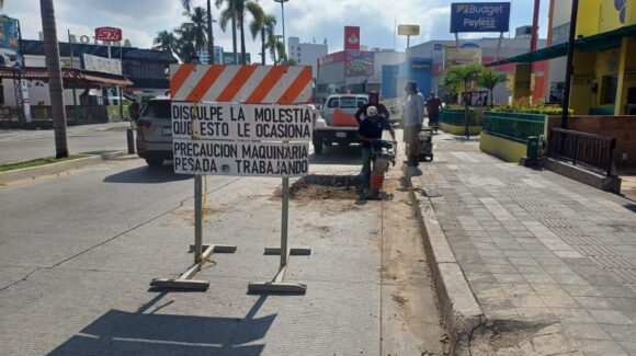 Jumapam intensifica labores de bacheo en Mazatlán, Sinaloa, con el programa MazBachetón