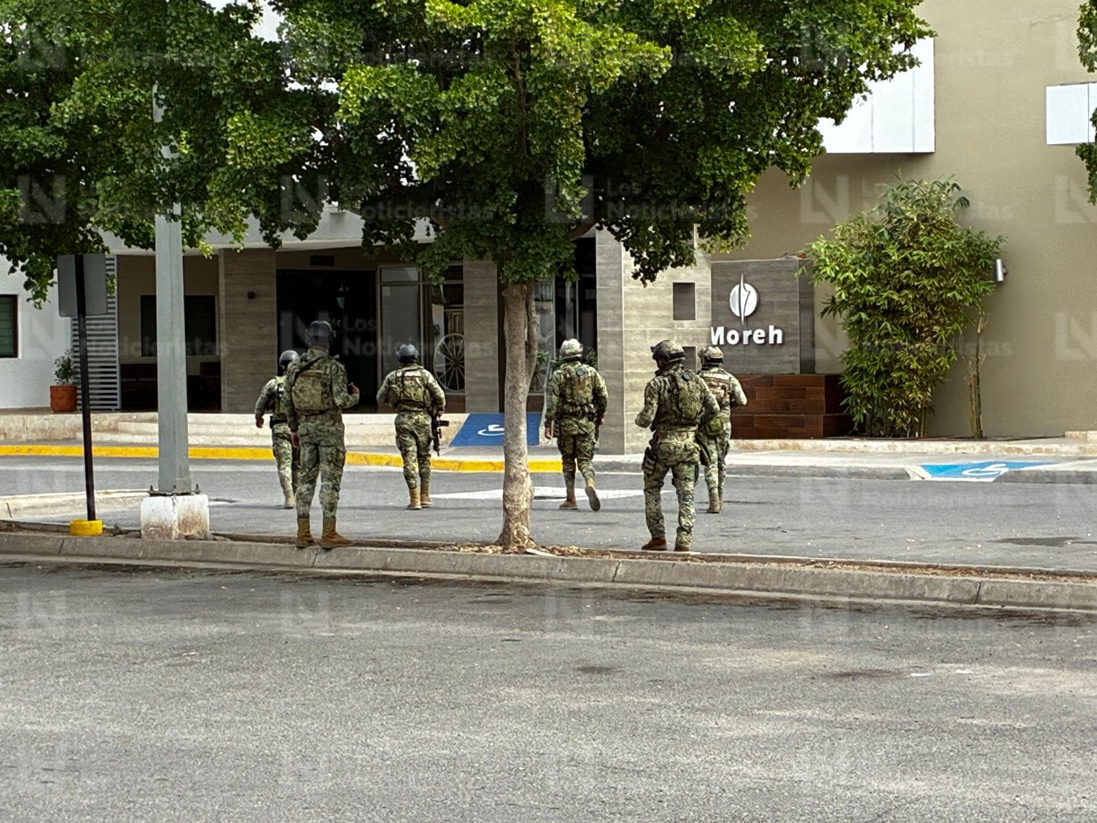 la marina custodia cuerpo de El pichon en los mochis