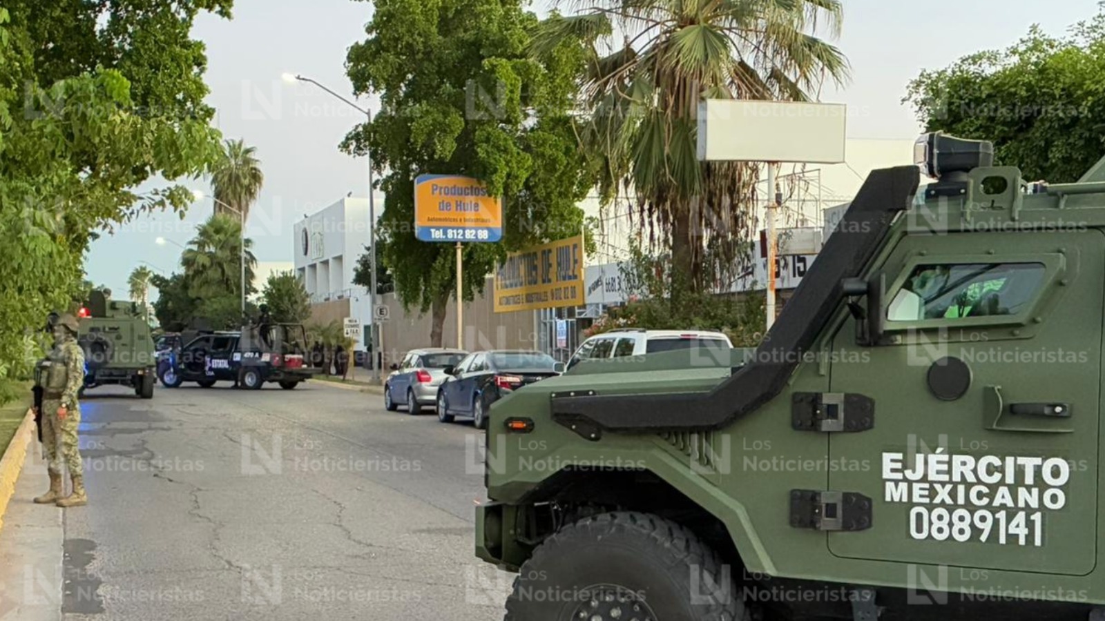 Llegan sujetos que fueron detenidos en La Brecha a la FGR de Los Mochis