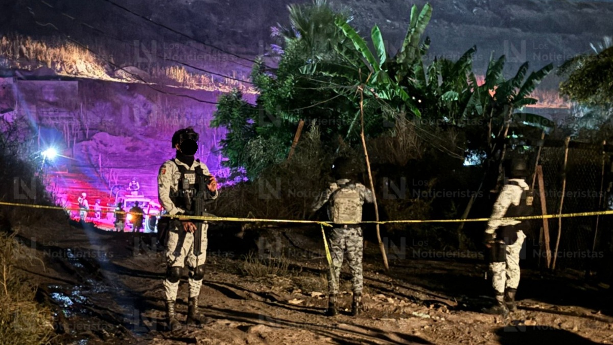 Guardia Nacional resguarda escena del crimen en la colonia Bicentenario, en Culiacán