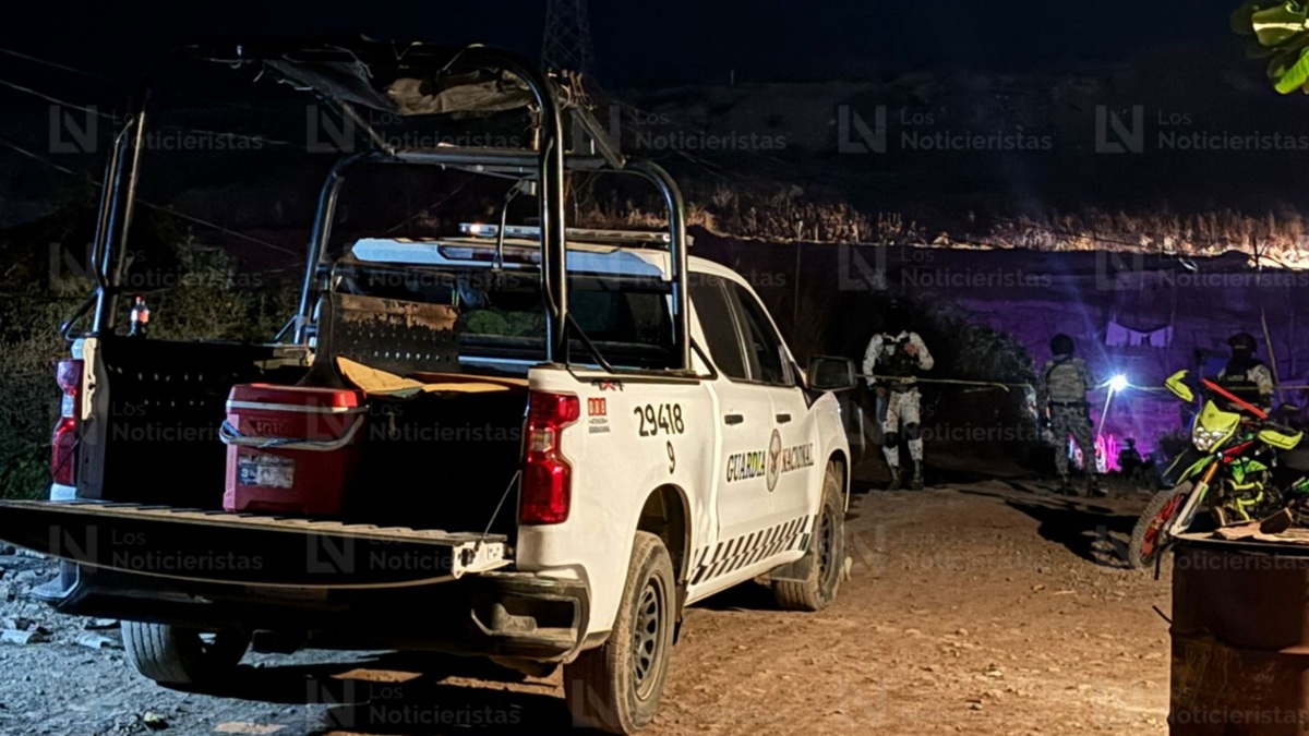 Guardia Nacional resguarda escena del crimen en la colonia Bicentenario, en Culiacán