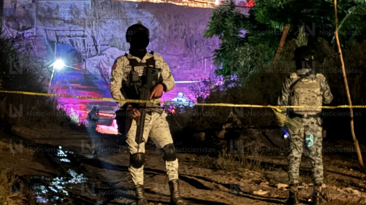 Guardia Nacional resguarda escena del crimen en la colonia Bicentenario, en Culiacán