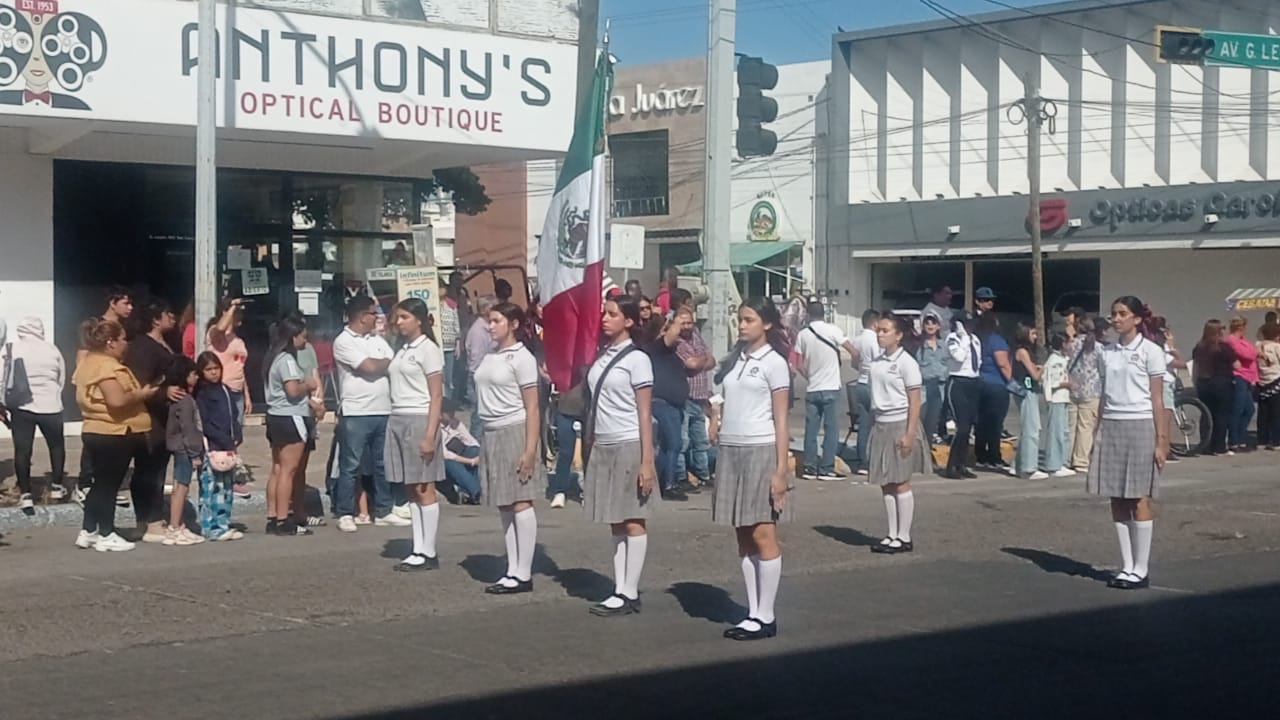 Desfile por el 115 aniversario de la Revolución Mexicana en Los Mochis