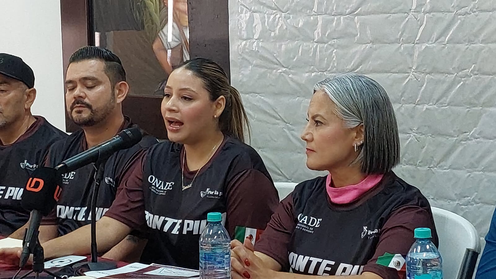 rueda de prensa de la carrera pedestre Ponte Pilas en Guamúchil
