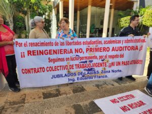 Manifestación en el Congreso de Sinaloa
