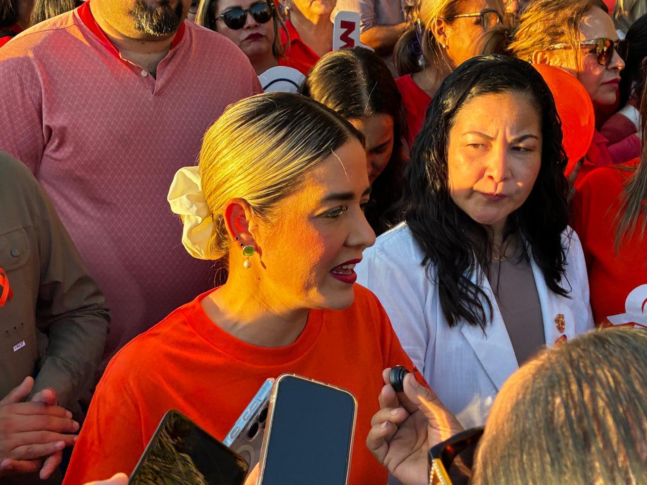 Marcha en Mazatlán, Sinaloa, en el marco del Día Internacional de la Eliminación de la Violencia contra las Mujeres