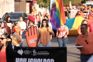 Marcha Naranja en Guasave
