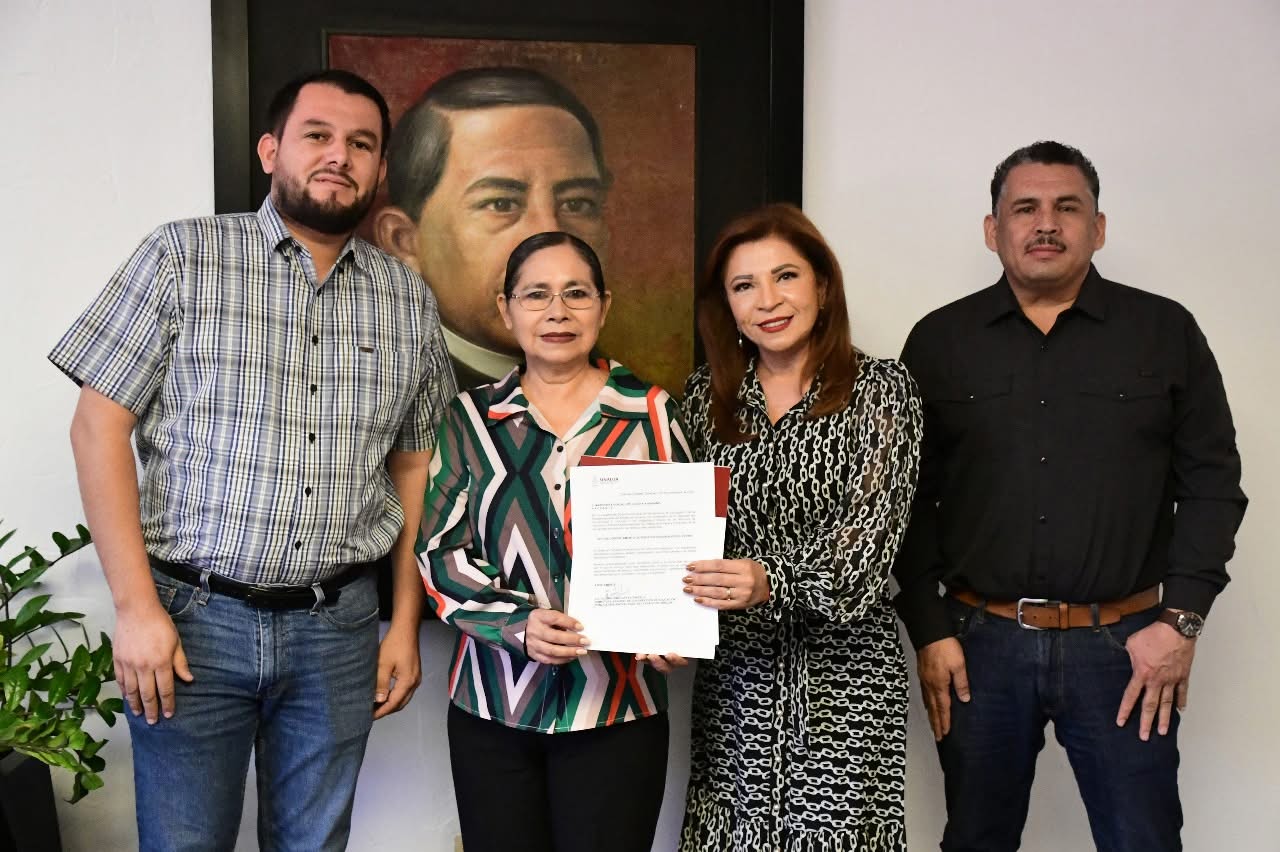 Margarita Guadalupe Lozoya Avendaño y Gloria Himelda Félix