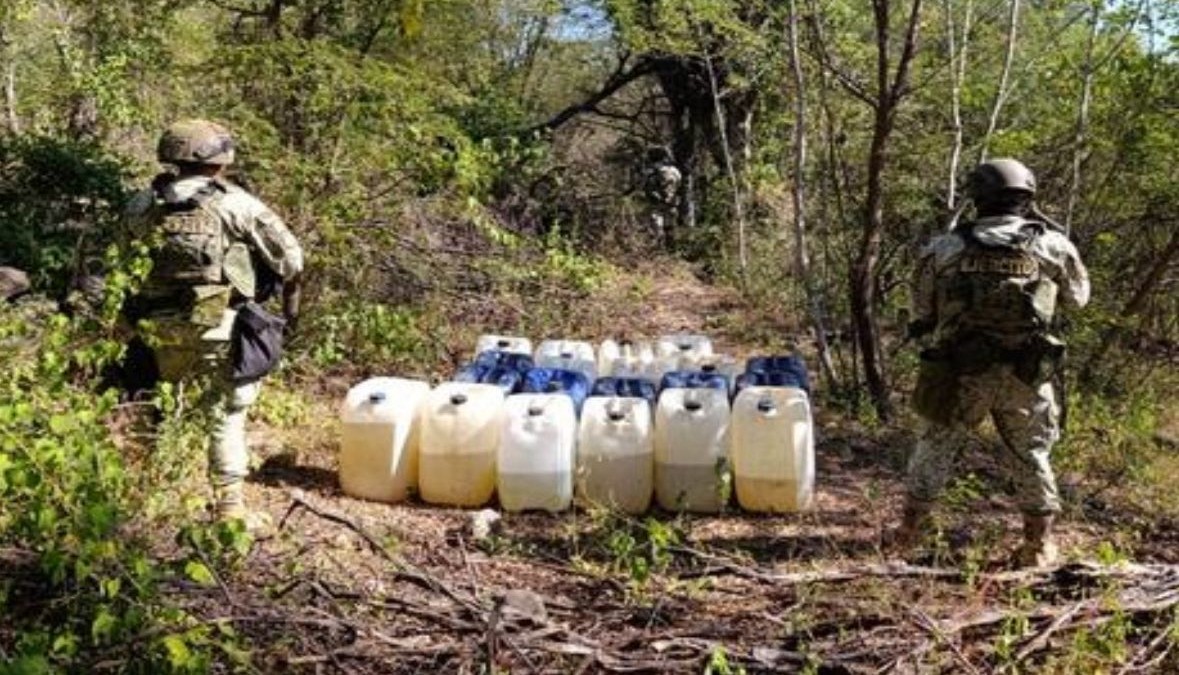 Material para elaborar droga asegurado en Sinaloa