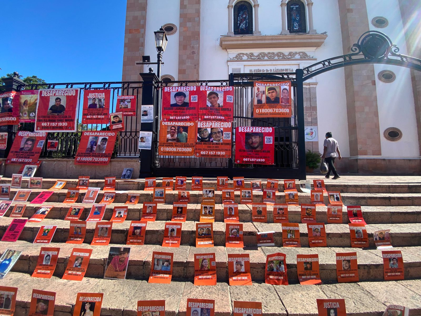 memorial en honor a desaparecidos en Culiacan