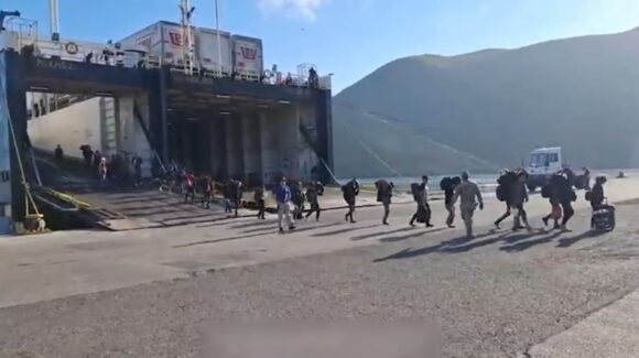 Continúan en albergue de Mazatlán los 23 menores de barco que llegó a Topolobampo; buscan a sus familias