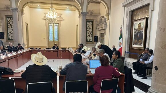 Confirman productores retiro de bloqueos carreteros en México; Gobierno Federal se compromete a entregar apoyos